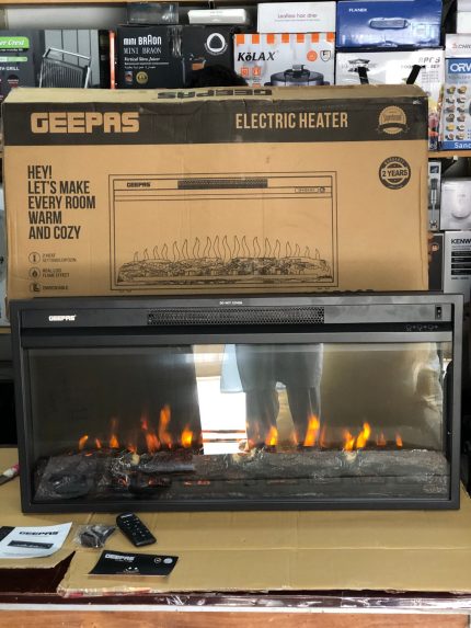 Geepas Real Log Flame Effect Electric Heater 28583 2