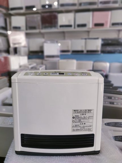 Rinnai 2.4KW ( 8296 BTU )Japanese Gas Blower Heaters (Flat Panel ) 1