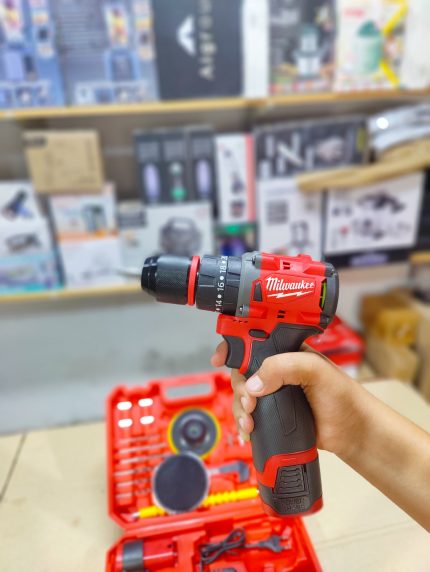 Milwaukee 28V Rechargeable Drill Machine