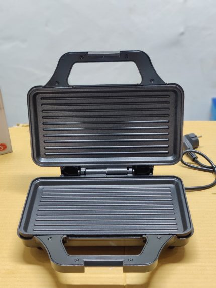 Imported Silver Crest Grill Maker & Sandwich Maker
